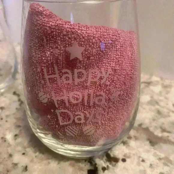 Set of 4 stemless wine glasses with cute sayings on them Click on individual pic - Picture 3 of 7